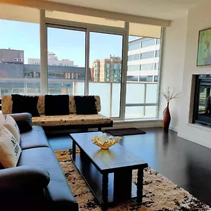  Apartment Waterfalls - In Falls Downtown With Pool